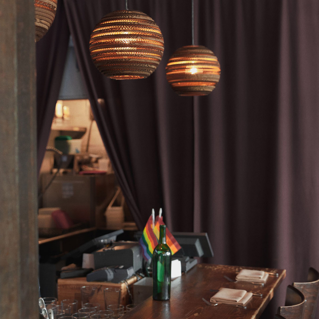 Plum Bistro vanmokum x Plum Bistro vanmokum x