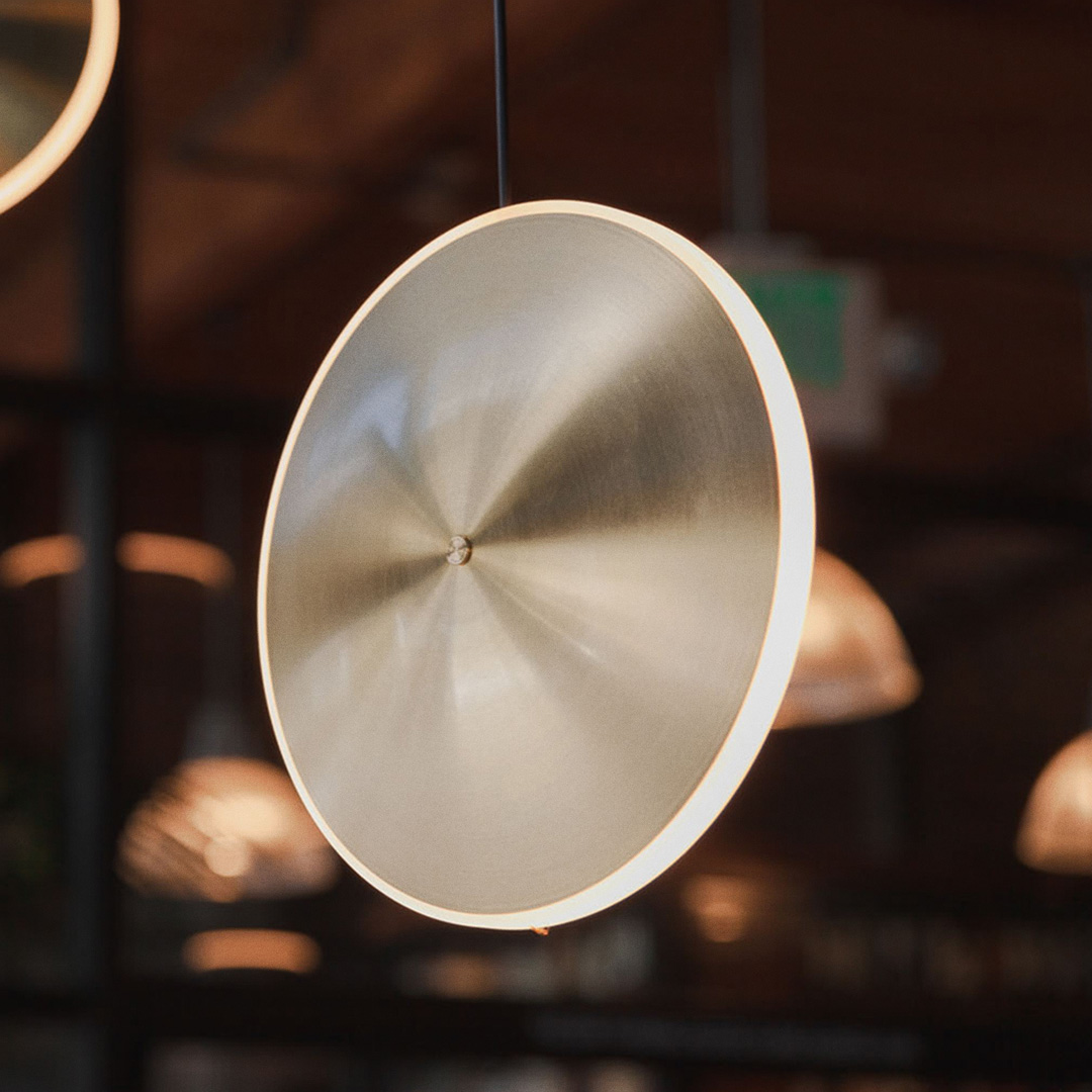 Plum Bistro vanmokum x Plum Bistro vanmokum x